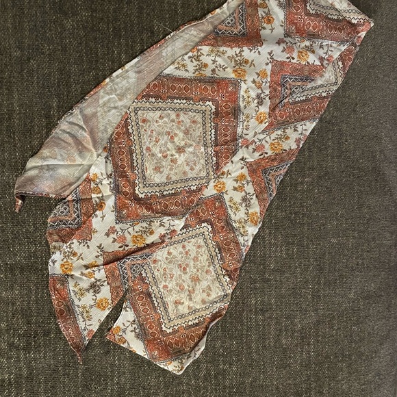 Accessories - 3/$10 - Bohemian Floral Scarf
